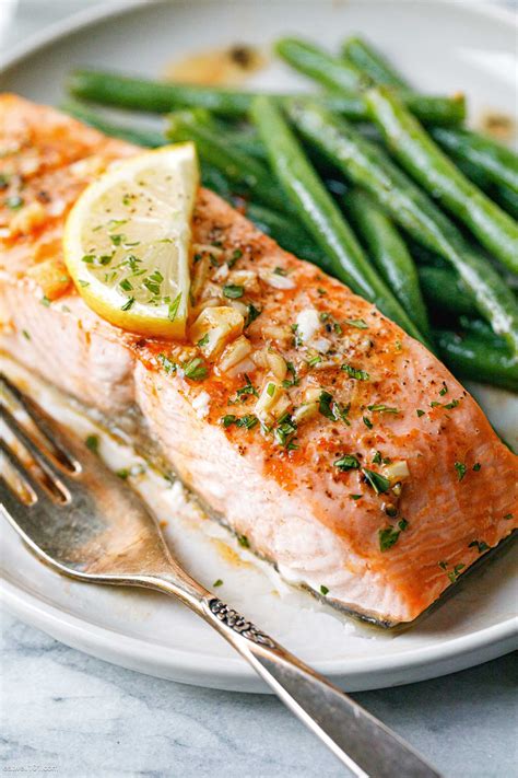 Garlic Butter Baked Salmon Recipe with Green Beans – How to Bake Salmon ...