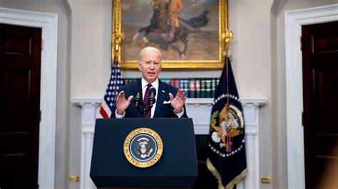 Federal Judge Limits Biden Officials’ Contacts With Social Media Sites - The New York Times