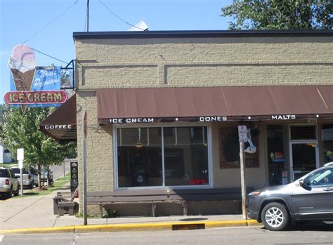 West's Dairy and Ice Cream Cafe | Hayward WI | cohodas208c | Flickr