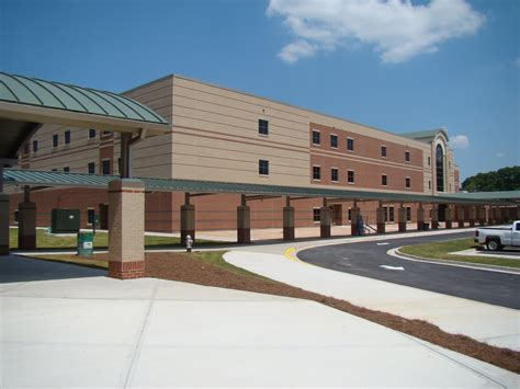 Gwinnett County Summerour Middle School | LPB Atlanta Architecture