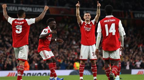 Arsenal 1 PSV 0 LIVE RESULT: Xhaka strike sees Gunners cruise into ...