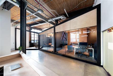 Office for Visual Effects Studio Combines Industrial Style with Creative Spaces | Design, Office ...