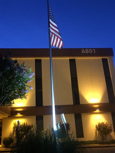 Led Lighted Flag Pole | Shelly Lighting