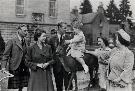 NPG x35705; Queen Elizabeth II with her parents, her son and sister ...