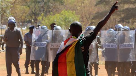 Zimbabweans use social media to mobilize mass protests against Robert Mugabe — Quartz Africa