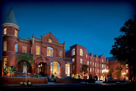 Mansion on Forsyth Park | Hotels in Savannah Ga | Forsyth park, Savannah hotels, Savannah chat