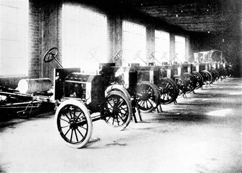 Ford Pioneered The First Assembly Line 104 Years Ago Today [w/Video ...