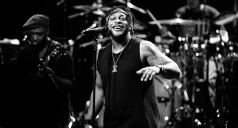 D'Angelo Announces Summer Tour