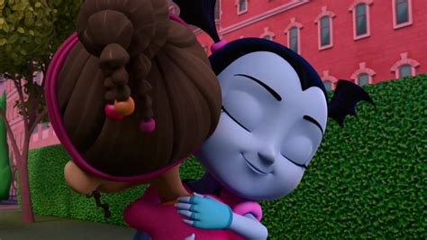 Vampirina and Poppy Hug | Disney junior, Tv animation, New kids