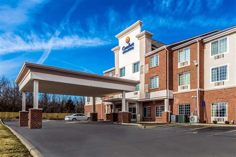 Comfort Inn & Suites Dayton, OH - See Discounts