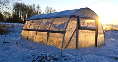 Spring Gardening - Choosing the Best Greenhouse Covering