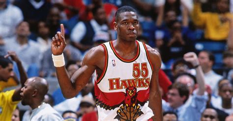 NBA - Le « finger wag » de Dikembe Mutombo, une histoire de respect