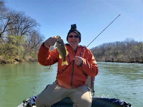 Current River fishing adventure for smallmouth bass in Missouri