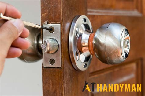 Door Knob Installation / Replacement / Repair - A1 Handyman Singapore