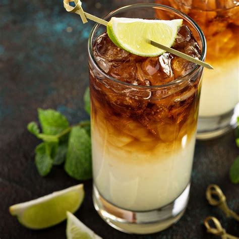 The 7 Best Rums for Your Dark ‘N’ Stormy | Dark n stormy cocktail, Rum drinks recipes, Good rum