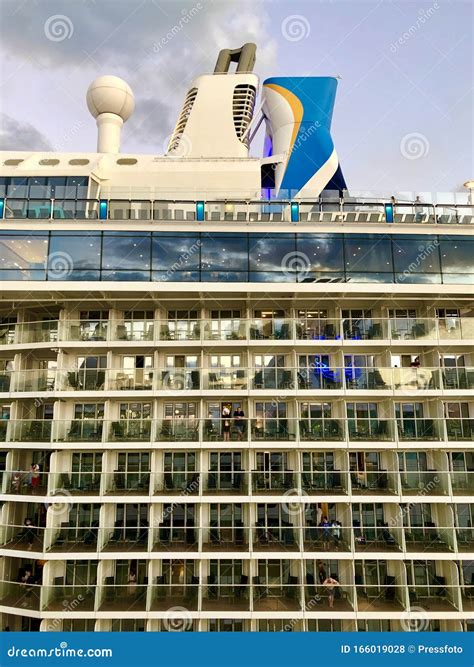 Anthem of the Seas in CocoCay, Bahamas Editorial Stock Photo - Image of ...