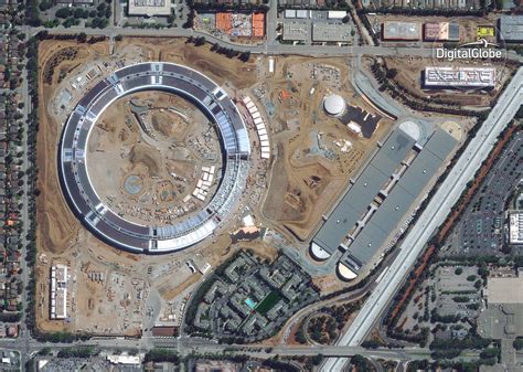 Apple Headquarters Construction Progress