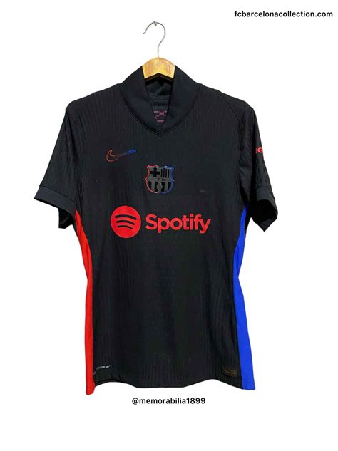 Así es la nueva equipación negra que lanza Nike para el Barça 2024-25