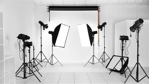 4 Lighting Techniques for Creative Beauty Portraits - 42 West, the Adorama Learning Center