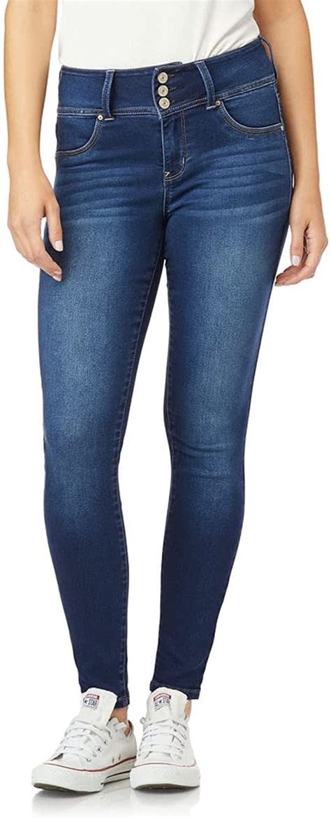 20 Pairs Of Amazon Prime Jeans You Can Try Before You Buy - History All Day