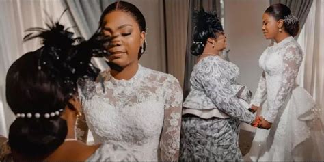 Mercy Chinwo Shares Emotional Moment With Mother in 2022 | Wedding ...