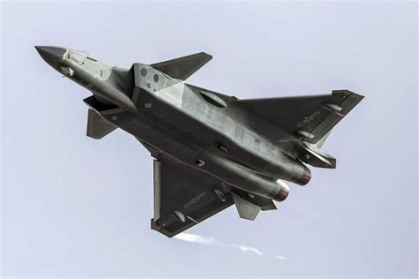 Chengdu J-20 Mighty Dragon, Jet Tempur Siluman Buatan Tiongkok - Koran ...