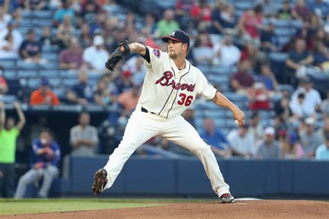 Atlanta Braves' Mike Minor scratched from Sunday start - Sports Illustrated