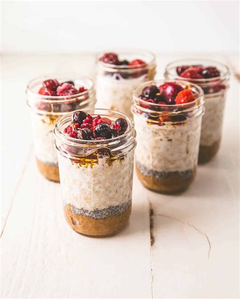 Mason Jar Overnight Oats | Recipe | Mason jar meals, Mason jar meal ...