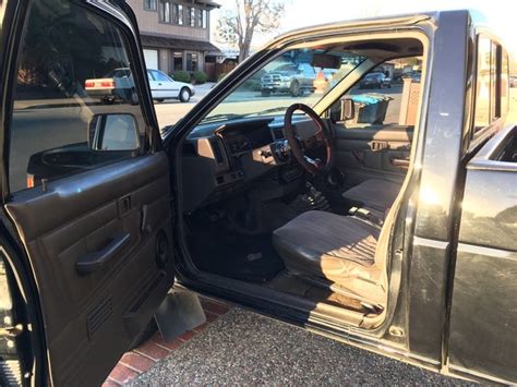 1991 Nissan Pickup - Interior Pictures - CarGurus