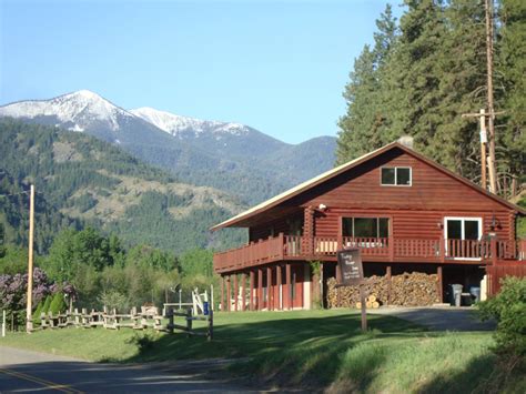 Okanogan Country | Best Places to Visit in Washington State | Lodging