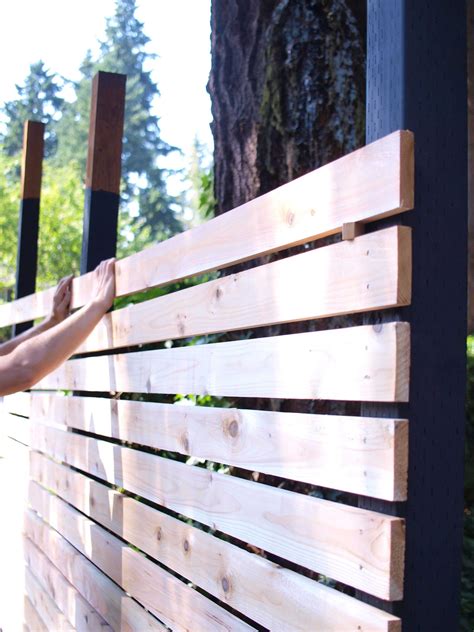 How to build a DIY backyard fence, part II | Diy backyard fence ...