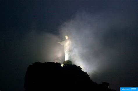 Cristo Redentor At Night