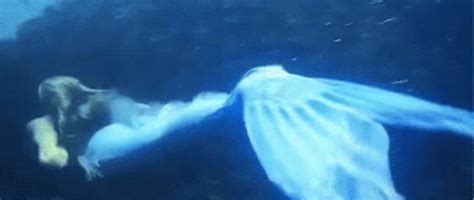 Mermaid GIF - Mermaid GIFs - possibly Hannah Mermaid | Realistic mermaid, Mermaid gifs, Mermaid ...