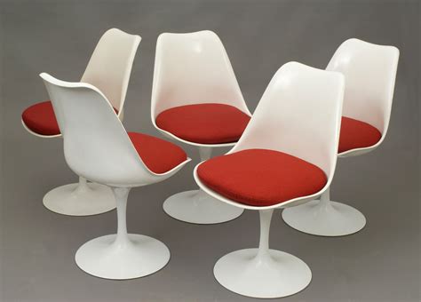 Set of 5 Tulip chairs by Eero Saarinen - Design Market