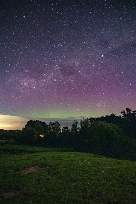 Aurora Australis shot from New Zealand : r/BeAmazed