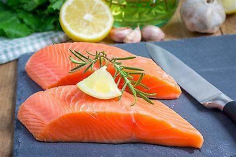 Wild Salmon Fillet (7-9oz) Skin on/ Skin Off – P&N Foodservice