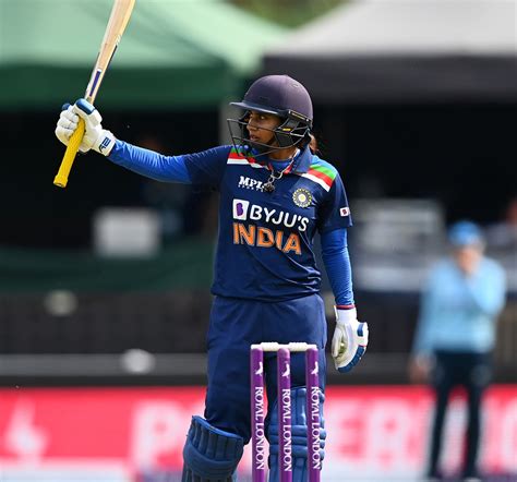 2nd ODI: Mithali's 59 in vain as England beat India by 5 wkts - Rediff ...