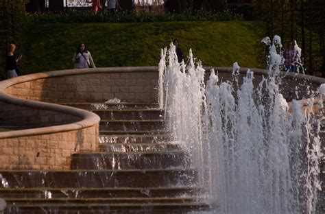 Alnwick Garden Fountain | A sunny afternoon at The Alnwick G… | Flickr