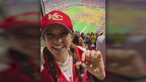 Bills fan finds closure at Super Bowl, cheering on Chiefs - YouTube