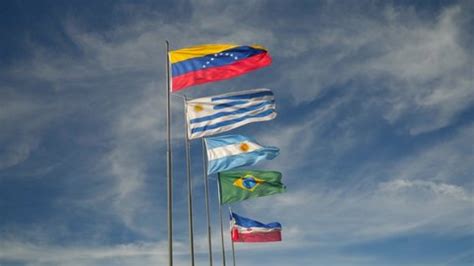 64 Mercosur Flag Stock Video Footage - 4K and HD Video Clips | Shutterstock