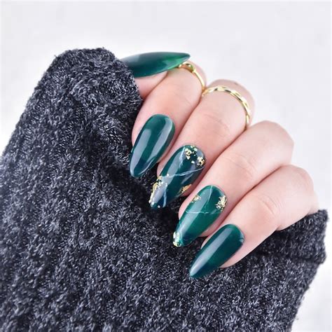 Press on Nails Emerald Green Full Nail Kit High Quality - Etsy