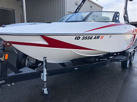 Axis T22 2016 for sale for $49,000 - Boats-from-USA.com