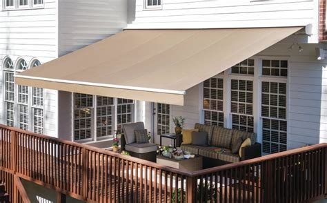 What You Need to Know Before You Purchase a Retractable Awning - giel-garage-doors