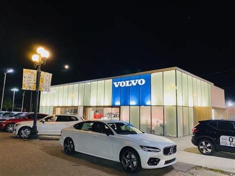 Volvo Cars West County : Manchester , MO 63011 Car Dealership, and Auto Financing - Autotrader