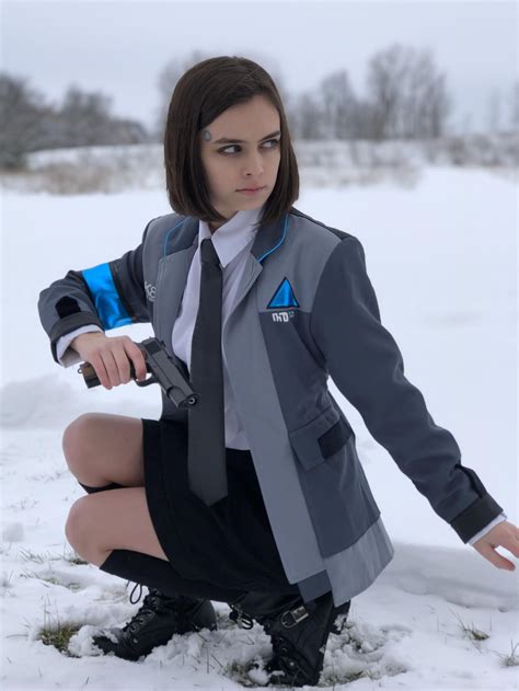 My Finished Fem! Connor Cosplay! : r/DetroitBecomeHuman