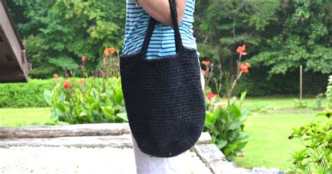 Crochet in Color: Chunky Crocheted Tote Pattern