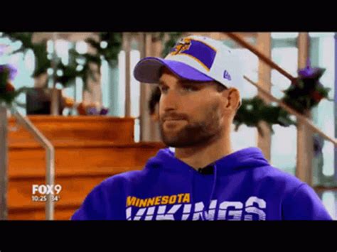 Kirk Cousins Vikings GIF – Kirk Cousins Kirk Cousins – discover and ...