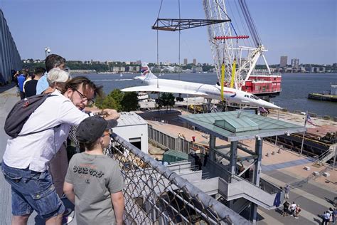 NYC museum's Concorde supersonic jet takes barge ride to Brooklyn for ...