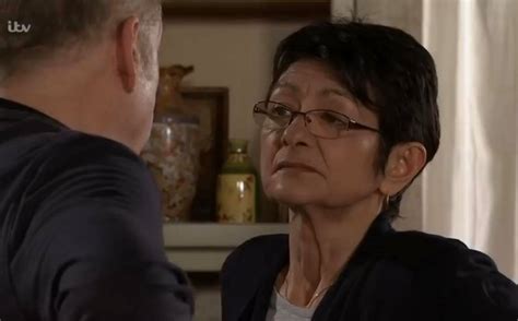 ITV 'Coronation Street' Spoilers: Alya Nazir Reveals Surprise Ally For ...