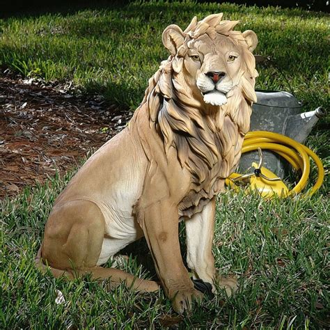 Shop Design Toscano King Of Beasts 27-in Animal Garden Statue at Lowes.com